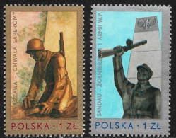 Polonia  1976 2274-75   ** - Unused Stamps