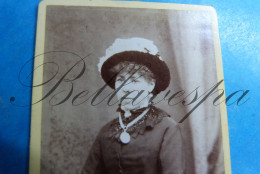 C.D.V. Carte De Visite. Atelier Portret Photo W.Usherwood Dorking Surrey - Personas Identificadas