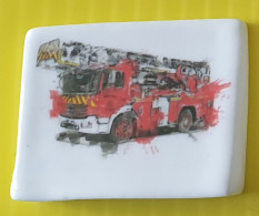 Fève Clamecy 2022 -  Pompiers Soldat Du Feu - Camion Grande échelle - Sapeur Pompier - Personnages