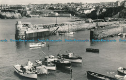 R006022 The Harbour. Newquay. Valentine. RP. 1967 - Monde