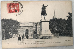 CPA MONTPELLIER 34 Jardin Du Peyrou, La Statue De Louis XIV Et L'Arc De Triomphe - Montpellier