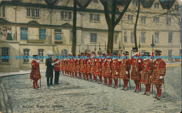 R006104 Roll Gall. Tower Of London. Yeoman Warders. Valentine - Autres & Non Classés