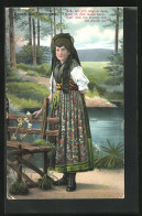 AK Frau An Einer Bank In Thüringischer Tracht  - Kostums