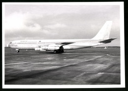 Fotografie Flugzeug Boeing 707, Passagierflugzeug Der BWIA International  - Aviación