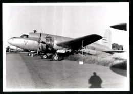 Fotografie Flugzeug Douglas DC-3, Passagierflugzeug, Kennung VT-CLZ  - Luftfahrt