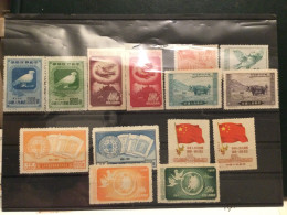CHINE TIMBRES NEUFS SANS GOMME - Nuovi