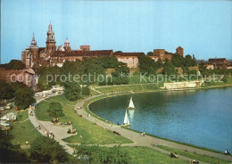 72563113 Krakau Krakow Schloss Uferpromenade  - Pologne