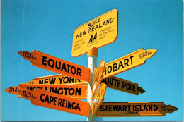 19-5-2024 (5 Z 35) New Zealand - Bluff (road Sign) - Nueva Zelanda