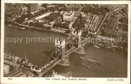 71988445 London Fliegeraufnahme Tower Tower Bridge - Autres & Non Classés
