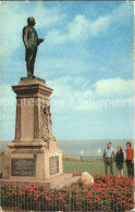 71966180 Whitby UK Captain Cooks Statue  - Sonstige & Ohne Zuordnung