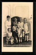 AK Madame La Grande-Duchesse De Luxembourg Et Ses Enfants, Von Luxemburg  - Royal Families