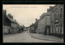 CPA Villeneuve-sur-Allier, Grande Rue  - Autres & Non Classés