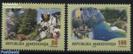 North Macedonia 2016 Europa, Think Green 2v, Mint NH, History - Nature - Europa (cept) - Animals (others & Mixed) - Bi.. - Umweltschutz Und Klima