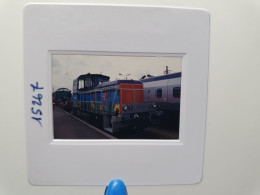 Photo Diapo Diapositive Slide Originale TRAINS Wagon Locotracteur SNCF Y 8342 Le 11/09/1998 VOIR ZOOM - Diapositives