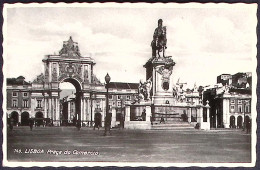 1935-Portogallo Cartolina Di Lisbona Piazza Di Commercio Diretta In Italia - Lisboa