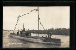AK U-Boot Deutschland Mit Flaggengala Zur See Stechend  - Guerre
