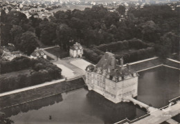 Delcampe - EN AVION AU DESSUS DE ORMESSON SUR MARNE LE CHATEAU VUE AERIENNE CPSM 10X15 TBE - Ormesson Sur Marne