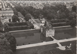 Delcampe - EN AVION AU DESSUS DE ORMESSON SUR MARNE LE CHATEAU VUE AERIENNE CPSM 10X15 TBE - Ormesson Sur Marne