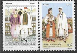 2015 ALGERIE 1716-17** Costumes - Algerien (1962-...)