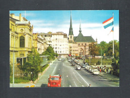 LUXEMBOURG - LUXEMBOURG  - BOULEVARD ROOSEVELT, PLACE DE LA CONSTITUTION ET CATHEDRALE  (L 147) - Luxembourg - Ville