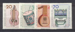 Berlin  423/426 * *  TB  Cote 4.25  Euro   - Unused Stamps