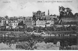ARRAS - Vue Sur Le Jardin Meaulens Et La Cathédrale - état - Arras