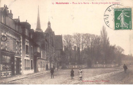 MAINTENON - Place De La Mairie - Entrée Principale Du Château - Très Bon état - Maintenon
