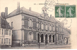 SISSONNE - L'Hôtel De Ville - Très Bon état - Sissonne