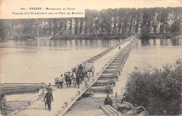 ANGERS - Manoeuvres Du Génie - Passage D'un Chargement Sur Un Pont De Bateaux - état - Angers