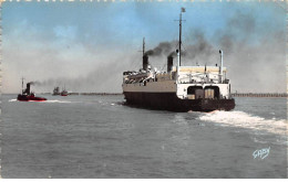 DUNKERQUE - Le Ferry Noat Quittant Le Port - état - Dunkerque