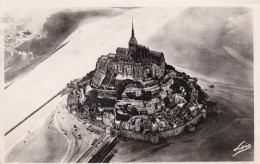 50, Le Mont Saint Michel, Vue Panoramique - Le Mont Saint Michel