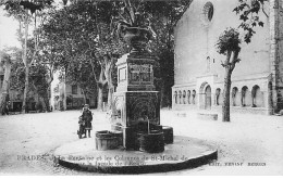 PRADES - La Fontaine Et Les Colonnes De Saint Michel - Très Bon état - Prades