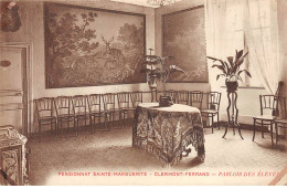 CLERMONT FERRAND - Pensionnat Sainte Marguerite - Parloir Des Elèves - état - Clermont Ferrand