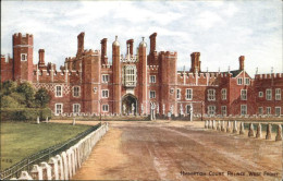 11111252 Hampton Court Palace West Front Hampton - Herefordshire