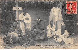 Exposition Internationale D'AMIENS 1906 - Village Sénégalais - Une Famille De Musiciens - Très Bon état - Amiens