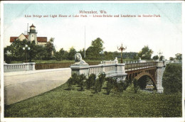 11109501 Milwaukee_Wisconsin Liion Bridge
Light House
Lake Park - Altri & Non Classificati
