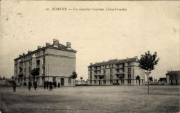 CPA Roanne Loire, Nouvelle Casernes Colonel Combes - Autres & Non Classés