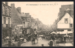 CPA Pontorson, La Grande Rue, Markttag Im Ortskern  - Autres & Non Classés