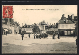 CPA Saint-Amand-Montrond, La Place Du Marché  - Saint-Amand-Montrond