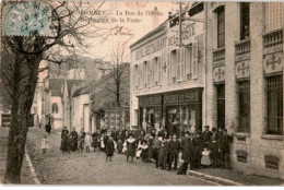 COLOMBES: La Rue De L'ormes, Restaurant De La Poste - Très Bon état - Colombes