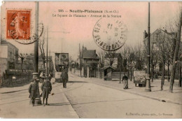 TRANSPORT: Chemin De Fer Et Tramway, Neuilly-plaisance Le Quare De Plaisance Avenue De La Station - état - Tramways