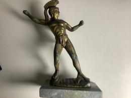 Sculpture Cesar En Régule Hauteur 32,5 - Bronzi