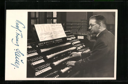 AK Musiker Prof. Hans Sauer An Der Orgel  - Muziek En Musicus