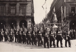 Photo Militaire Fête De Jeanne D'arc Défilé D'un Bataillon De La Garde Républicaine - Guerre, Militaire