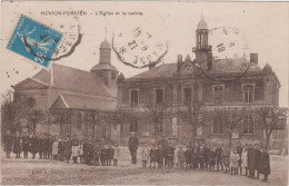 ARDENNES - NOVION PORCIEN - L'Eglise Et La Mairie  ( - Belle Animation  Avec Les Elèves Des Ecoles ) - Other & Unclassified
