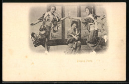 AK Damen In Traditioneller Japanischer Kleidung Beim Tanzen  - Unclassified