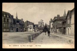 14 - LISIEUX - LA PLACE HENNUYER - Lisieux