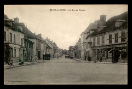 10 - ARCIS-SUR-AUBE - LA RUE DE TROYES - EPICERIE JULES PRIEUR - MECANICIEN E. COUSIN - Arcis Sur Aube