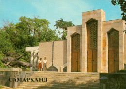 CPM- Ouzbékistan* SAMARKAND - Variety Theatre *TBE*  Cf. Scans * - Other & Unclassified