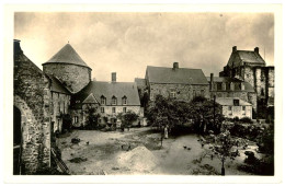 SAINT SAUVEUR LE VICOMTE MANCHE : Le Vieux Château (vue Prise De L'entrée) - Saint Sauveur Le Vicomte